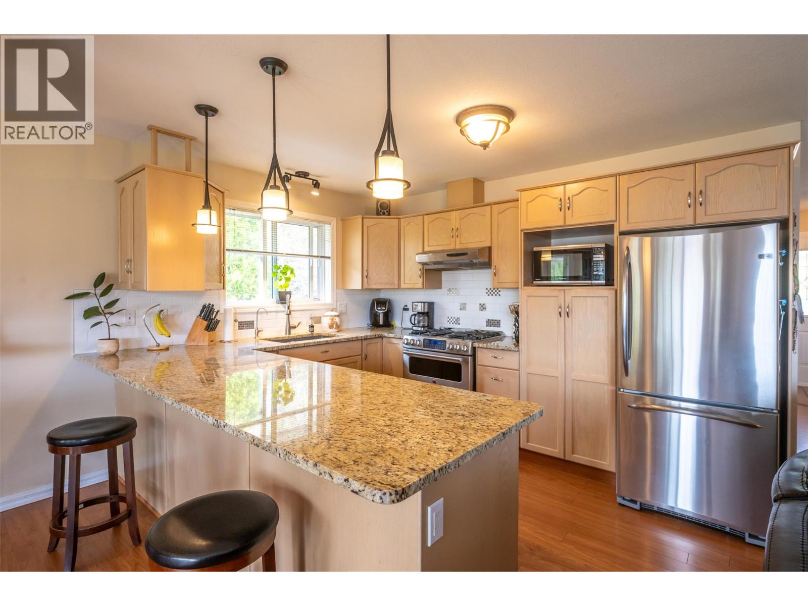 3 Spruce Court, Osoyoos, British Columbia  V0H 1V3 - Photo 4 - 10398849