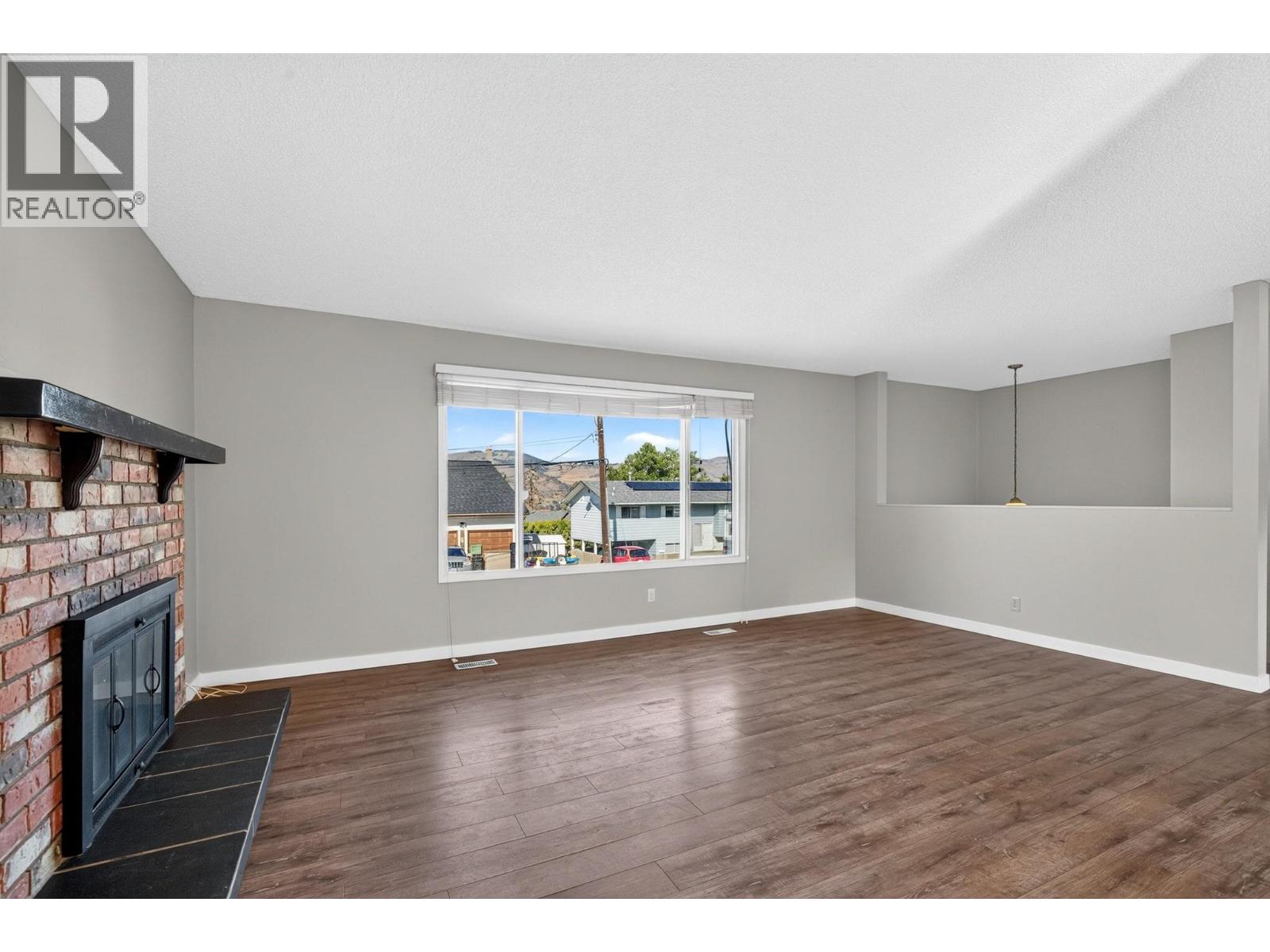 3907 14 Street, Vernon, British Columbia  V1T 7N3 - Photo 6 - 10395039
