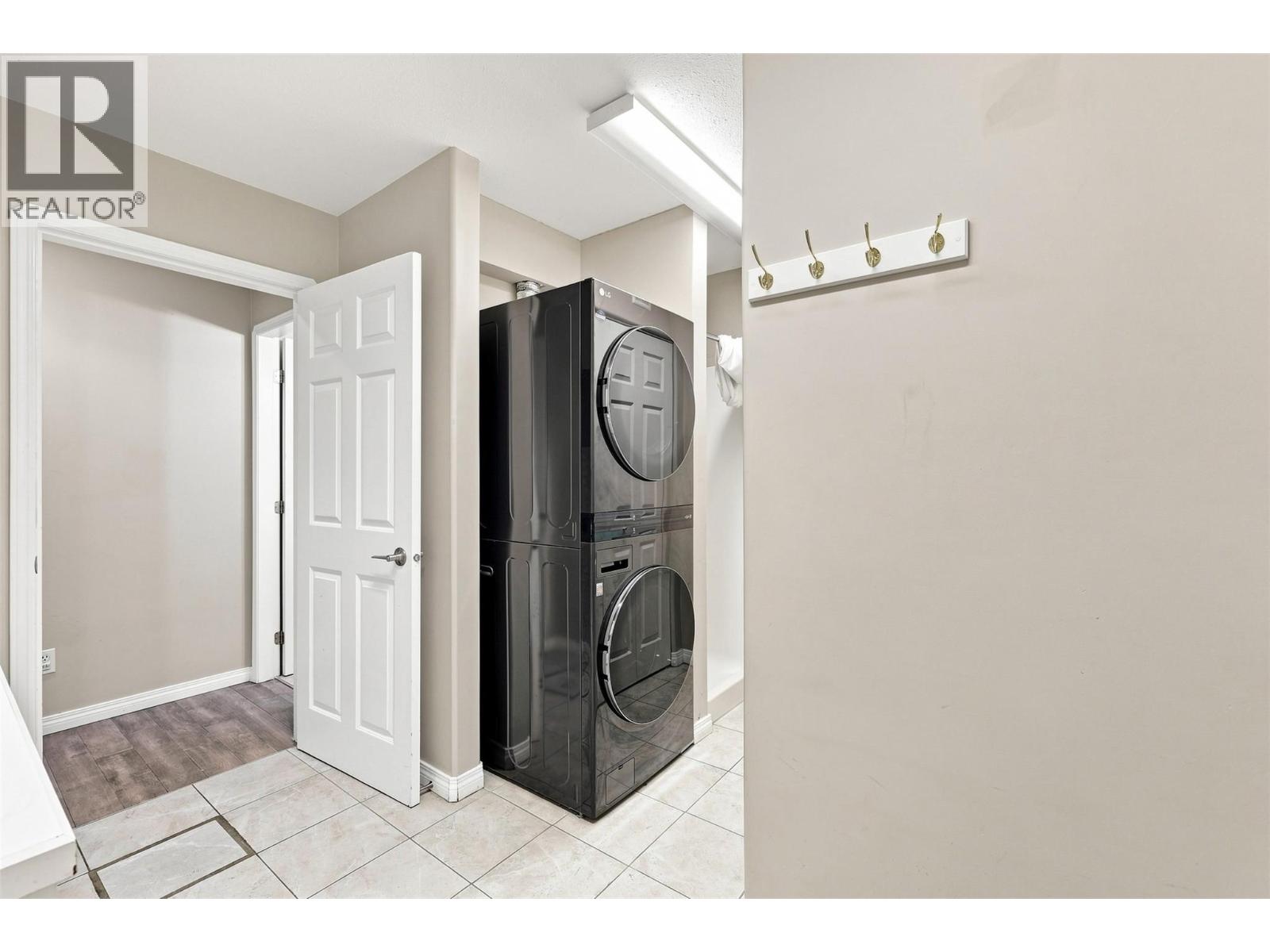 15 Hudsons Bay Trail Unit# 305, Kamloops, British Columbia  V2C 6S6 - Photo 22 - 10398754