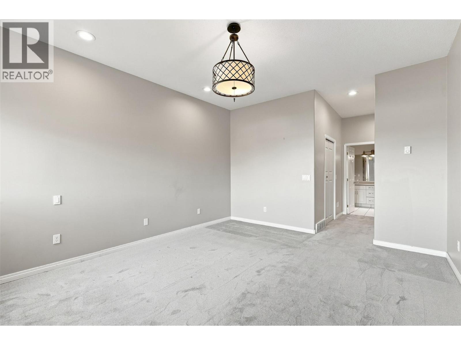 15 Hudsons Bay Trail Unit# 305, Kamloops, British Columbia  V2C 6S6 - Photo 27 - 10398754