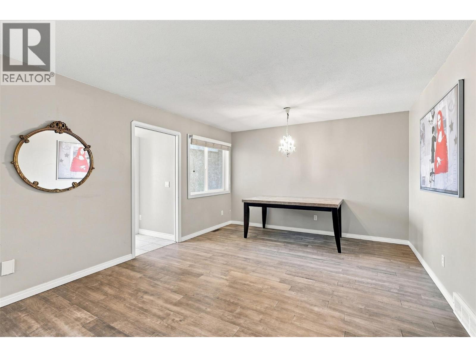 15 Hudsons Bay Trail Unit# 305, Kamloops, British Columbia  V2C 6S6 - Photo 8 - 10398754