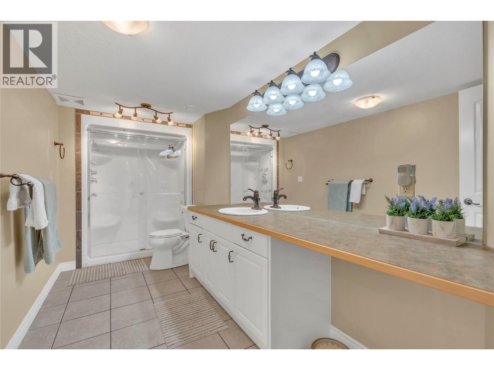 113 Christie Mountain Lane, Okanagan Falls, British Columbia  V0H 1R3 - Photo 42 - 10398280