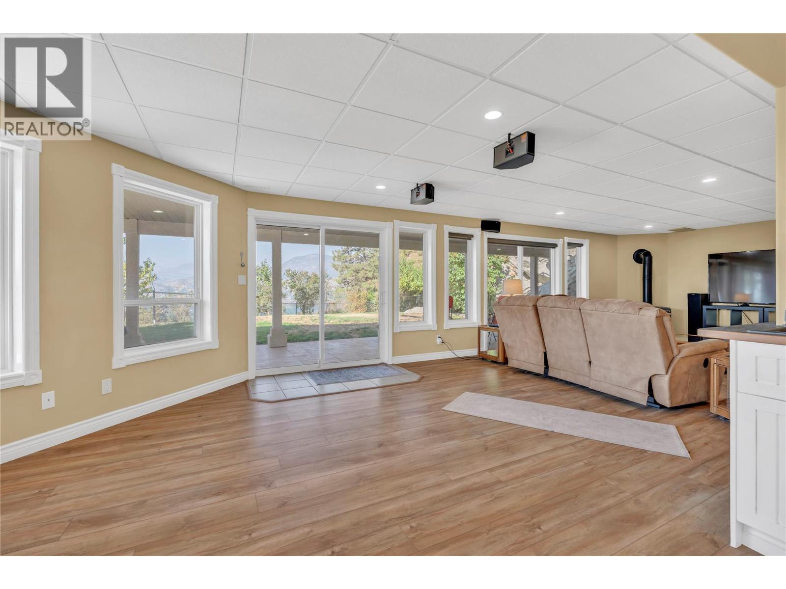 113 Christie Mountain Lane, Okanagan Falls, British Columbia  V0H 1R3 - Photo 44 - 10398280