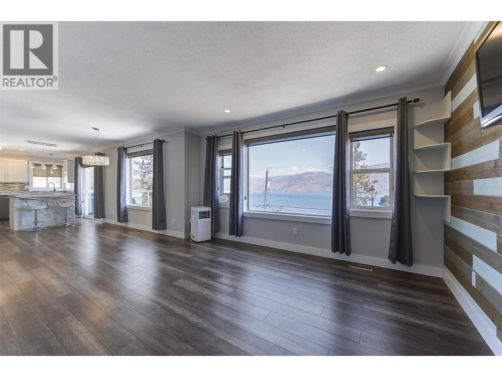5284 Clarence Road, Peachland, British Columbia  V0H 1X2 - Photo 12 - 10398831