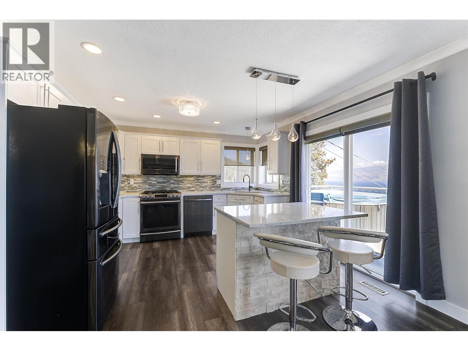 5284 Clarence Road, Peachland, British Columbia  V0H 1X2 - Photo 6 - 10398831