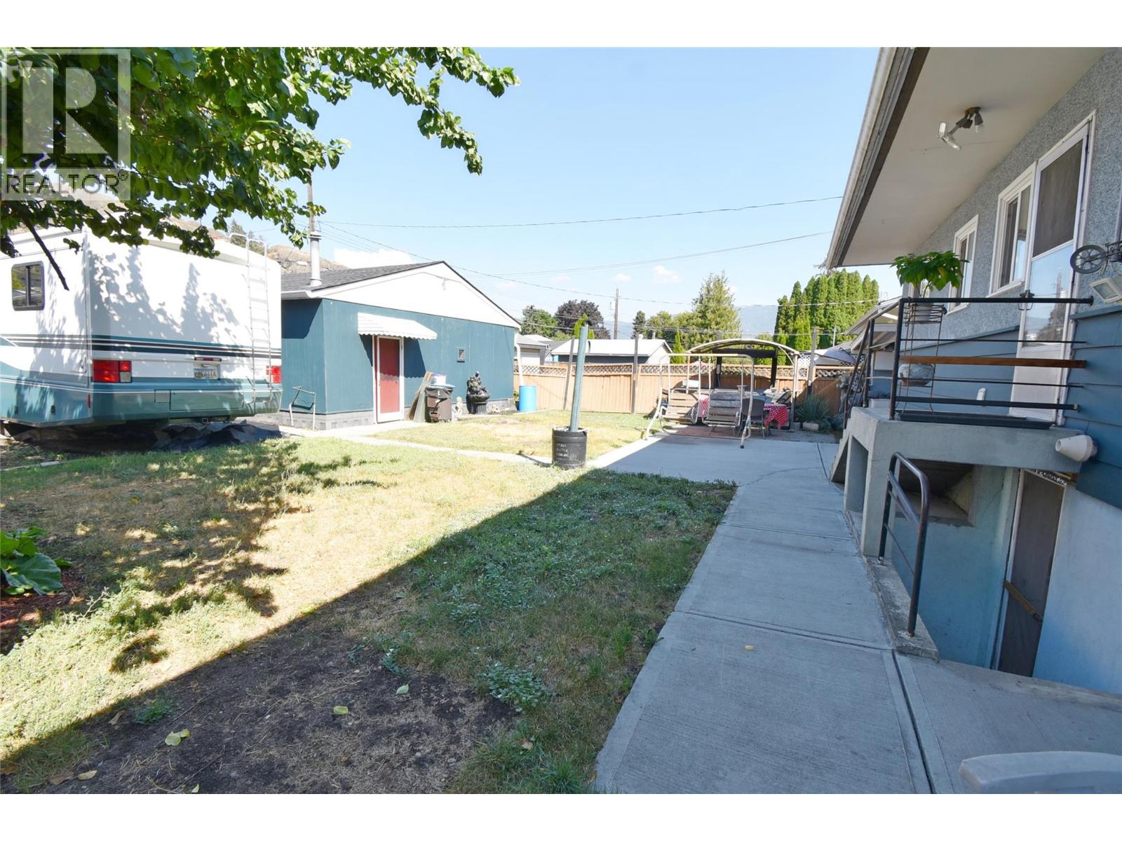 4209 27th Avenue, Vernon, British Columbia  V1T 1T3 - Photo 76 - 10398728