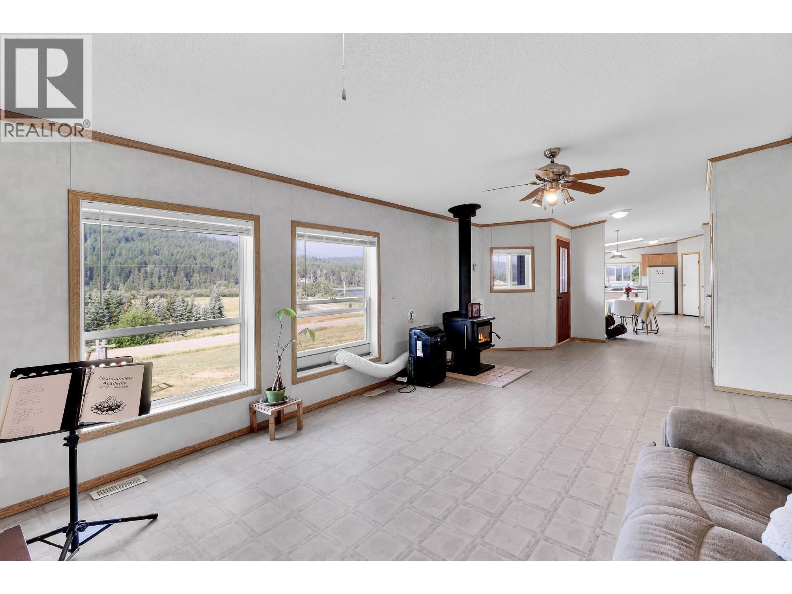 5562 Ha Ha Creek Road, Wardner, British Columbia  V0B 2J0 - Photo 17 - 10398635