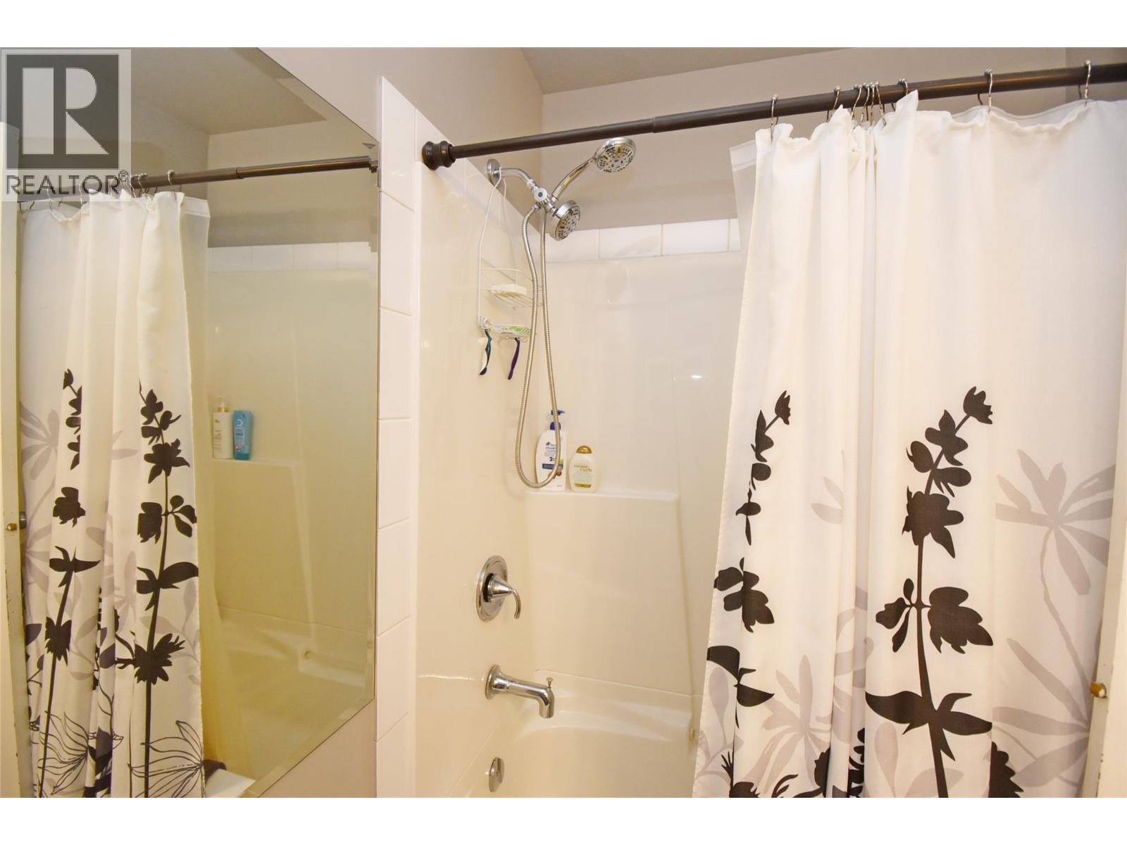 3907 17 Street, Vernon, British Columbia  V1T 7N7 - Photo 31 - 10398310