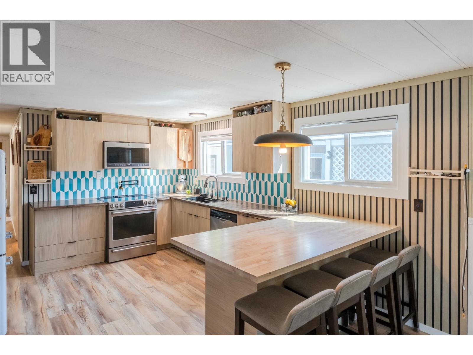 3999 Skaha Lake Road Unit# 78, Penticton, British Columbia  V2A 6J7 - Photo 1 - 10398769