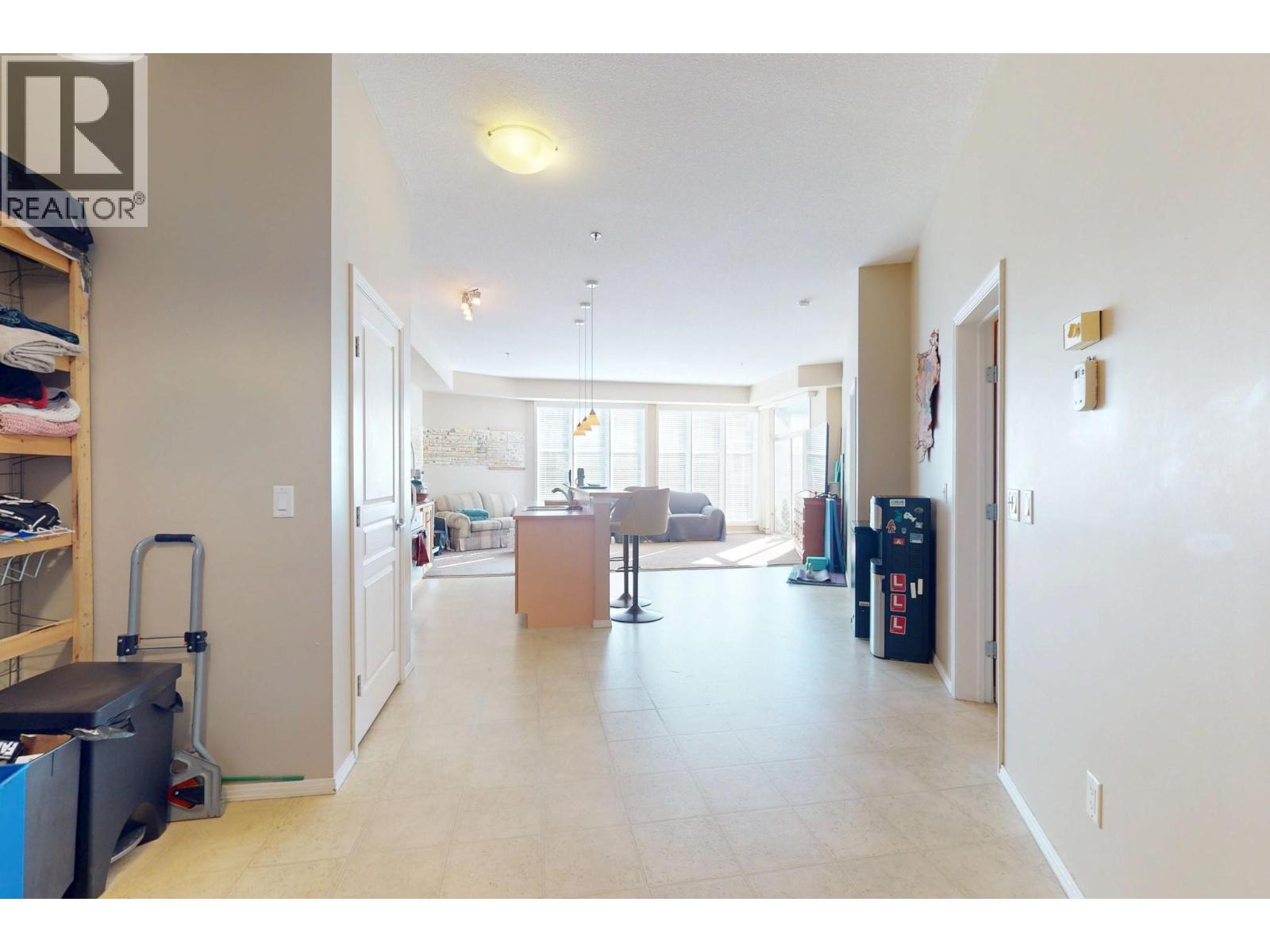 1327 St Paul Street Unit# 212, Kelowna, British Columbia  V1Y 2E2 - Photo 4 - 10398766