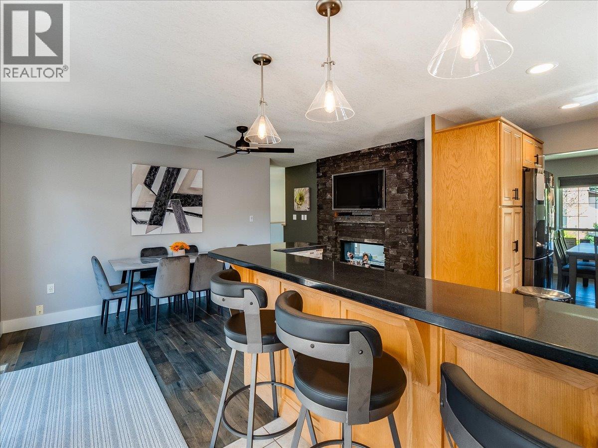 900 7th Street, Montrose, British Columbia  V0G 1P0 - Photo 15 - 10398896
