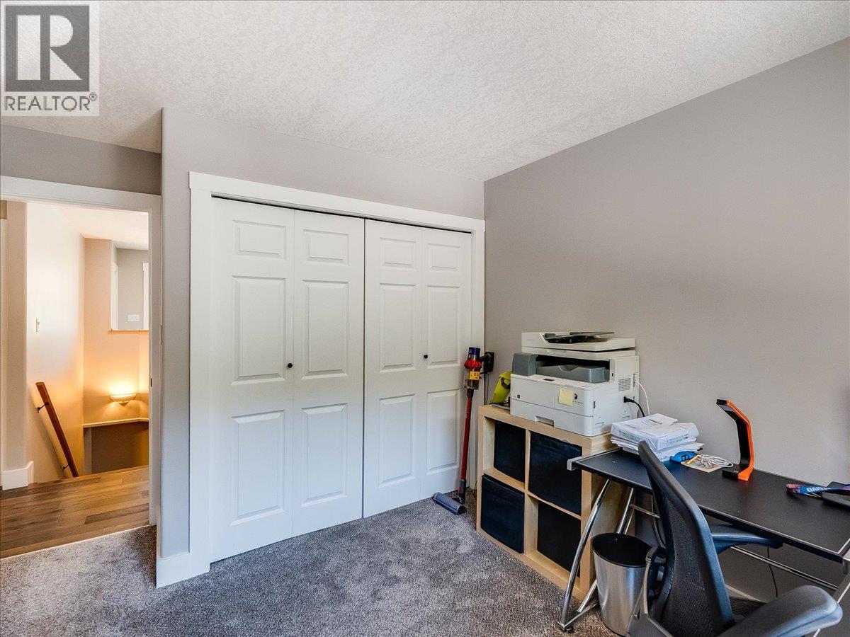 900 7th Street, Montrose, British Columbia  V0G 1P0 - Photo 27 - 10398896
