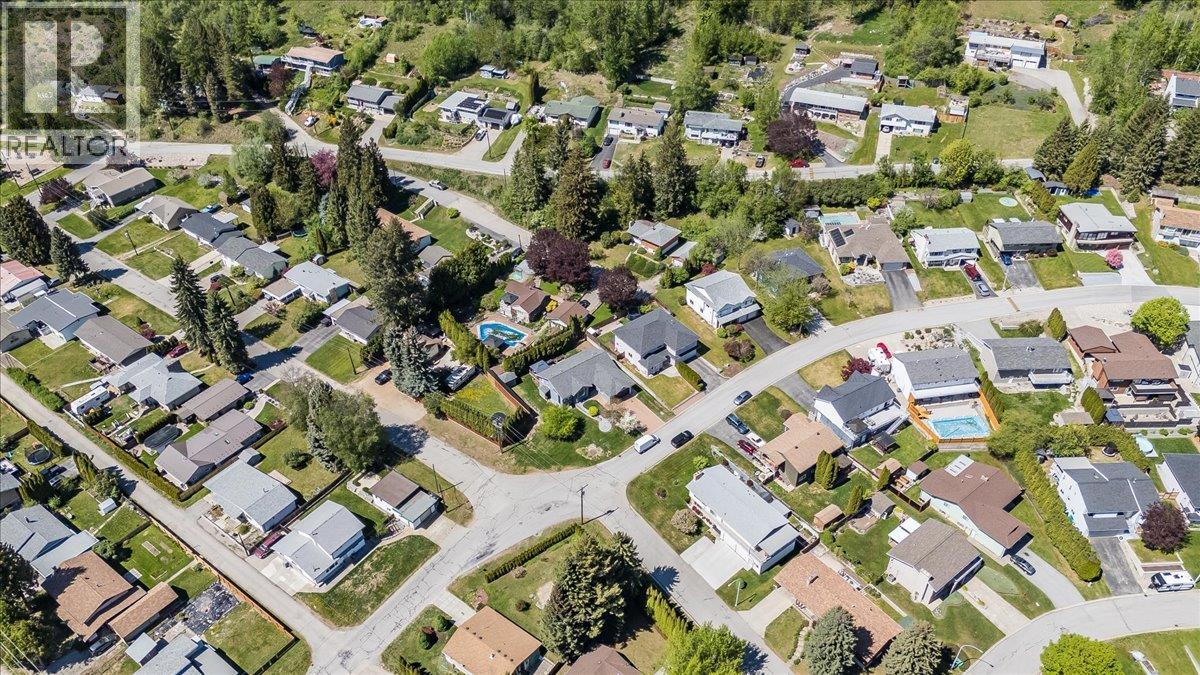 900 7th Street, Montrose, British Columbia  V0G 1P0 - Photo 67 - 10398896