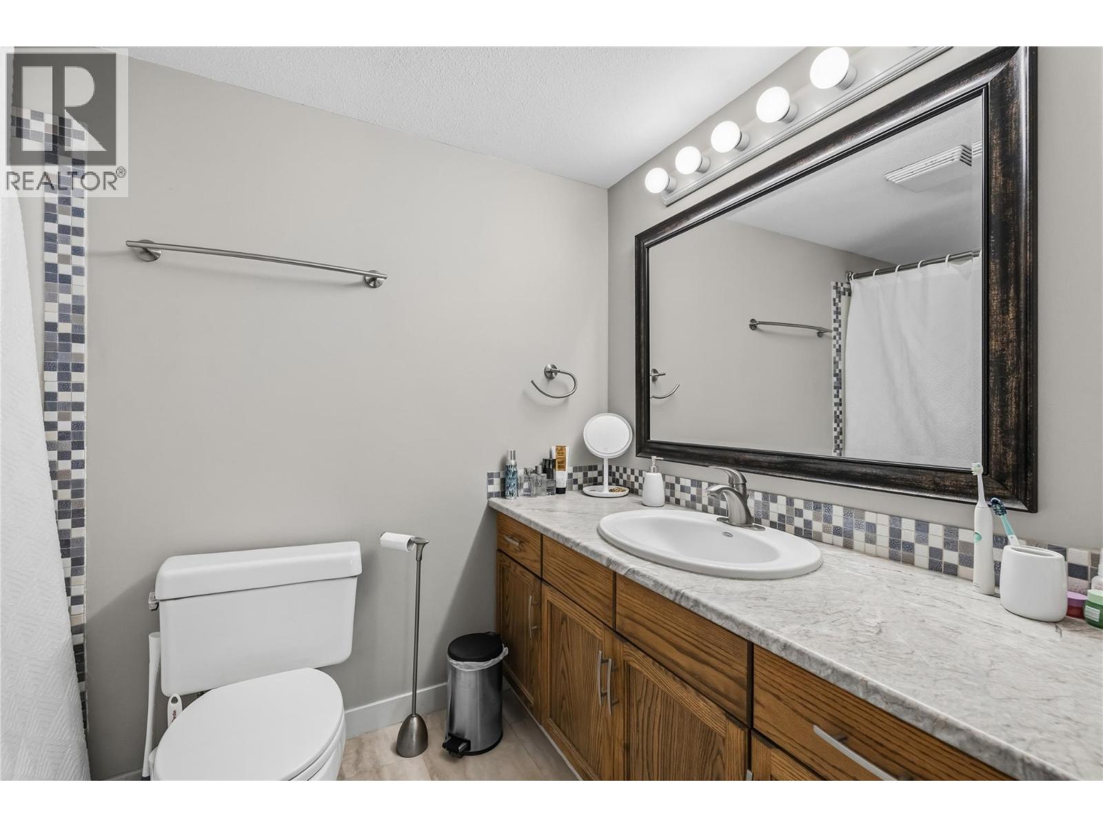 3842 Gordon Drive Unit# 234, Kelowna, British Columbia  V1W 3G5 - Photo 14 - 10398710
