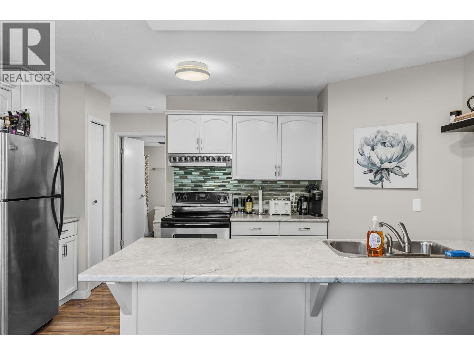 3842 Gordon Drive Unit# 234, Kelowna, British Columbia  V1W 3G5 - Photo 8 - 10398710
