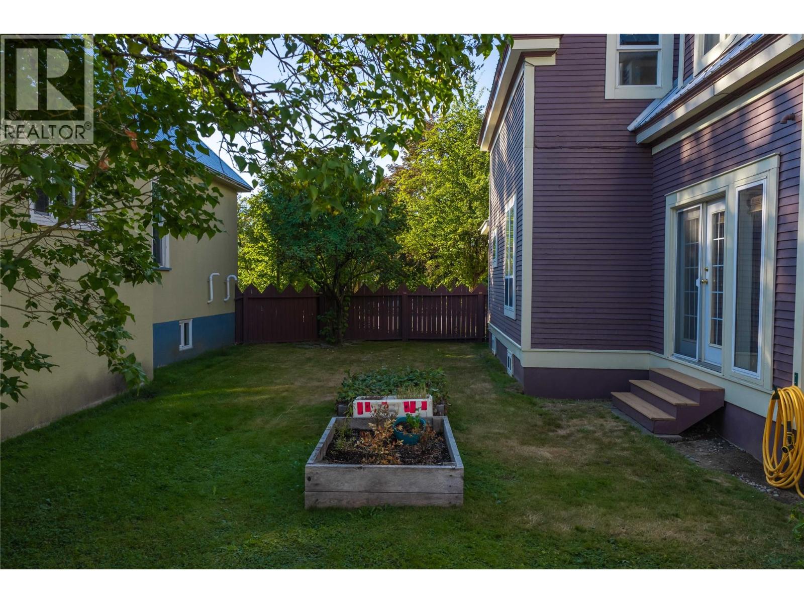 408 & 410 Mackenzie Avenue, Revelstoke, British Columbia  V0E 2S0 - Photo 15 - 10398819