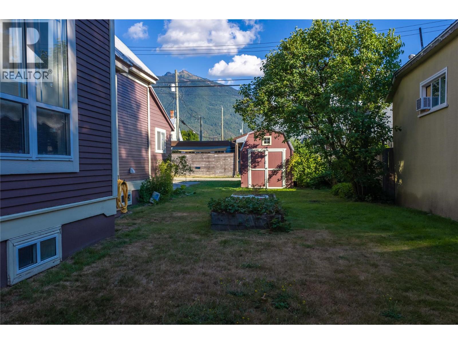 408 & 410 Mackenzie Avenue, Revelstoke, British Columbia  V0E 2S0 - Photo 17 - 10398819
