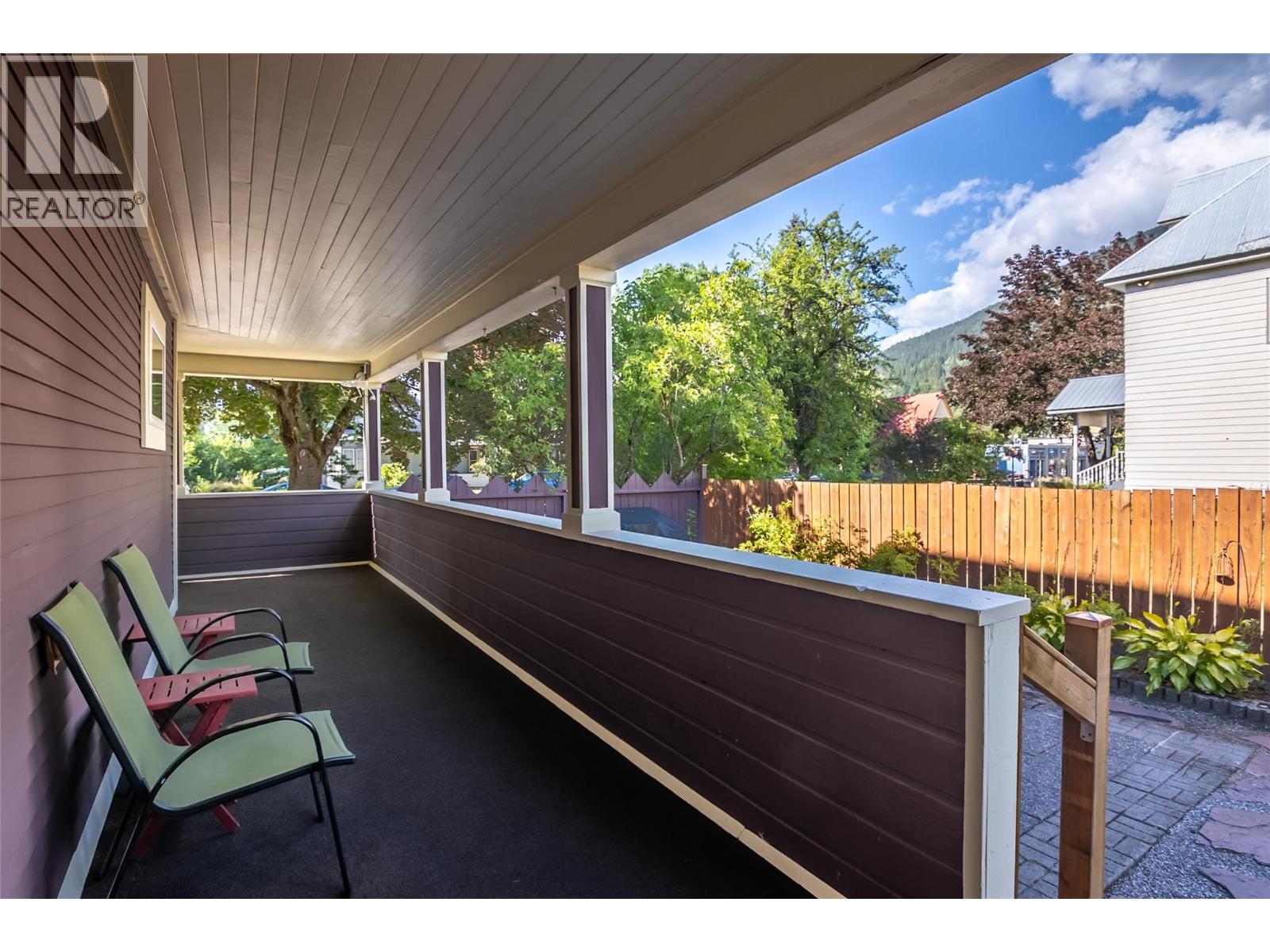 408 & 410 Mackenzie Avenue, Revelstoke, British Columbia  V0E 2S0 - Photo 43 - 10398819