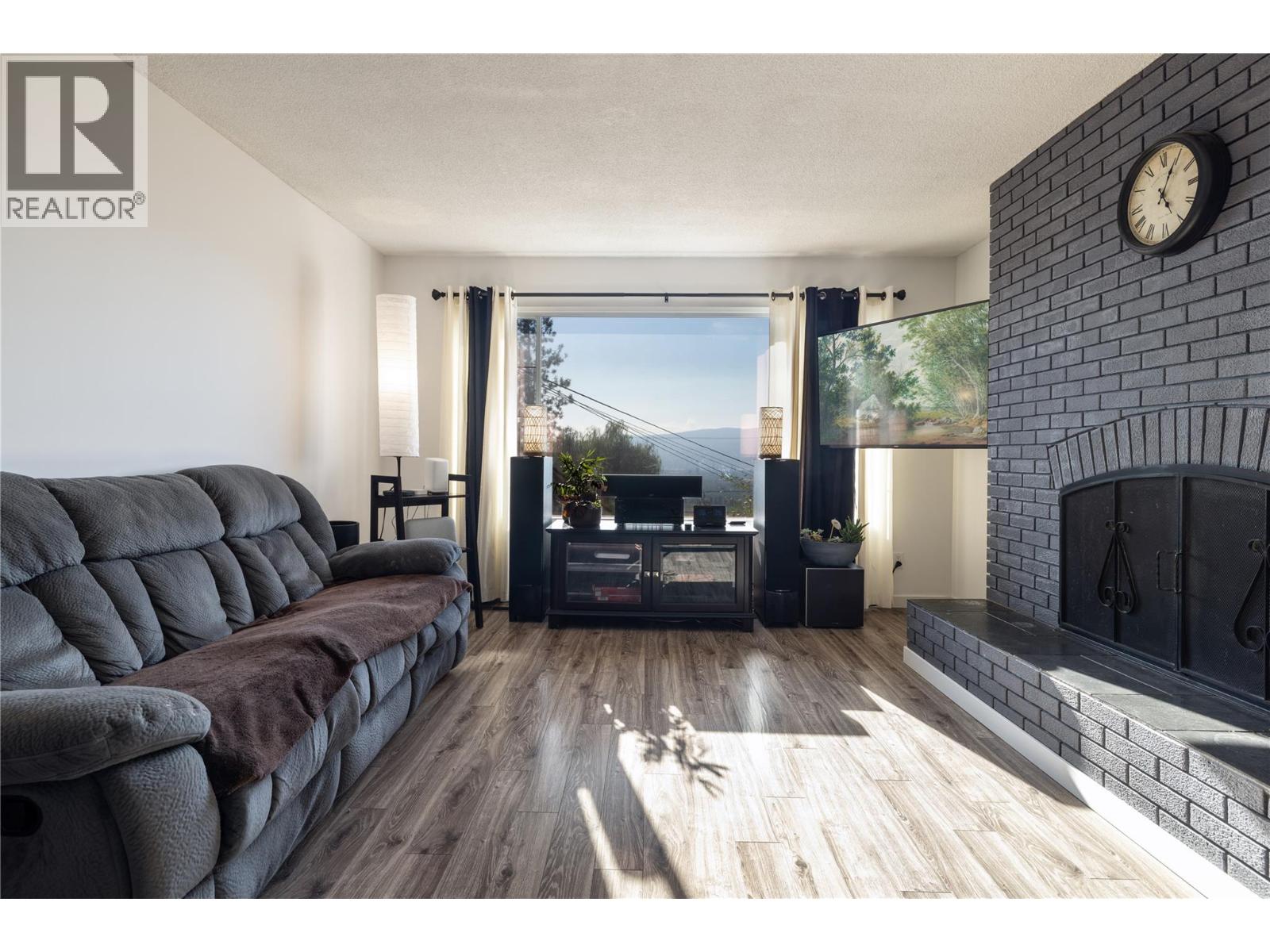 1035 Toovey Road, Kelowna, British Columbia  V1X 6R2 - Photo 11 - 10398477