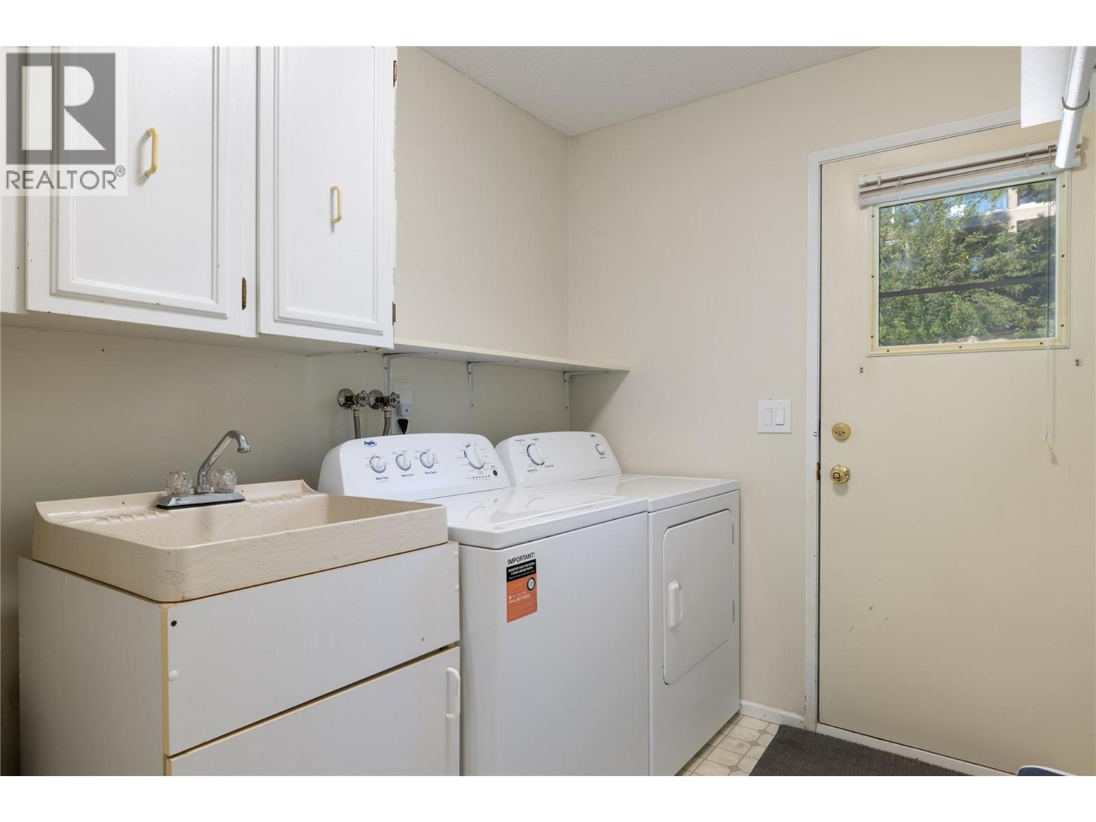 1035 Toovey Road, Kelowna, British Columbia  V1X 6R2 - Photo 19 - 10398477