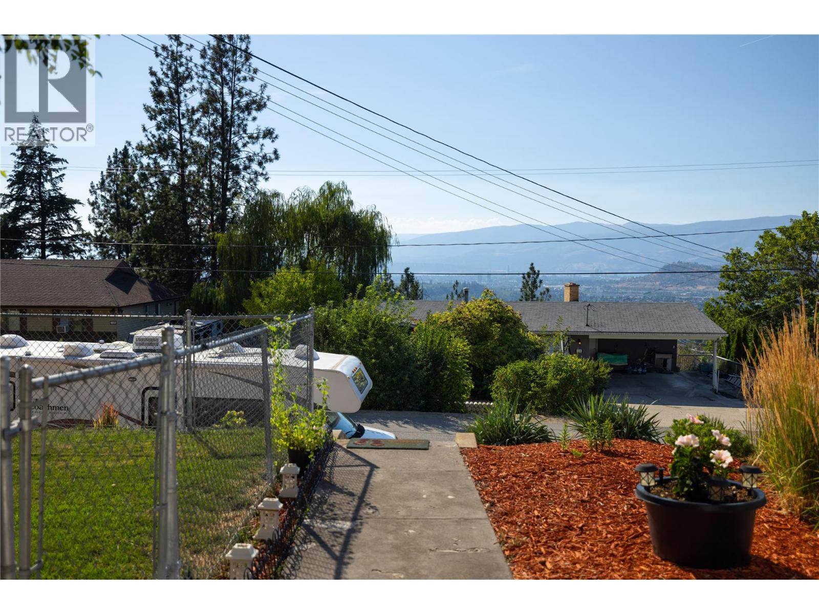 1035 Toovey Road, Kelowna, British Columbia  V1X 6R2 - Photo 45 - 10398477