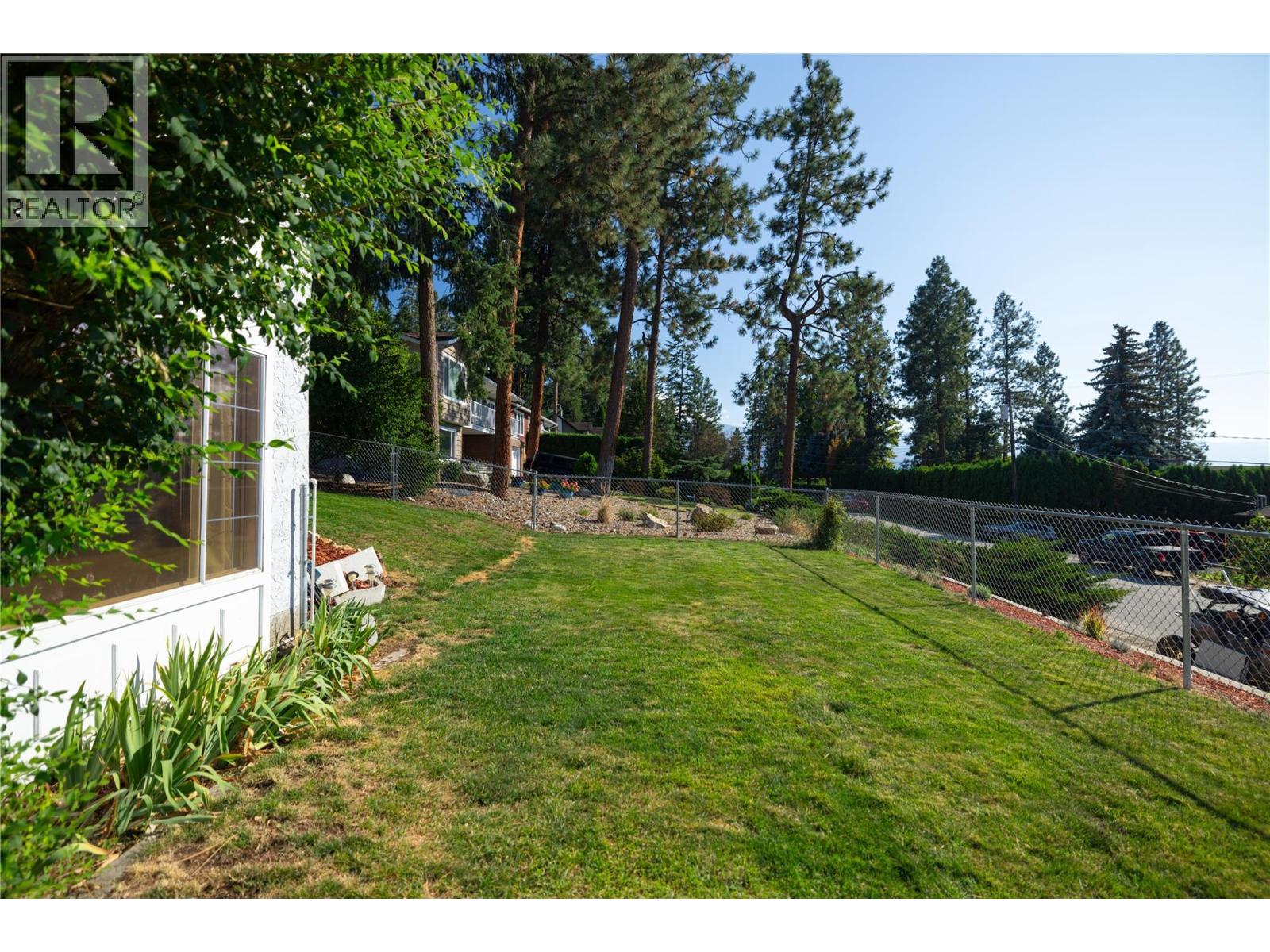 1035 Toovey Road, Kelowna, British Columbia  V1X 6R2 - Photo 46 - 10398477
