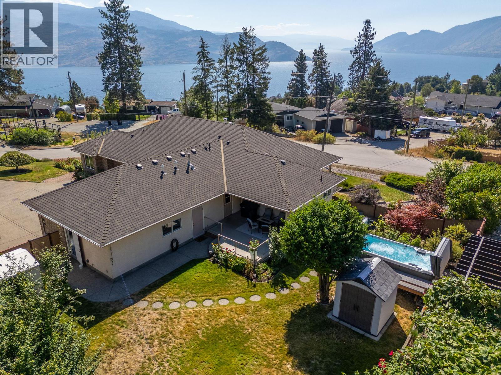 5990 Victoria Street, Peachland, British Columbia  V0H 1X4 - Photo 2 - 10398692