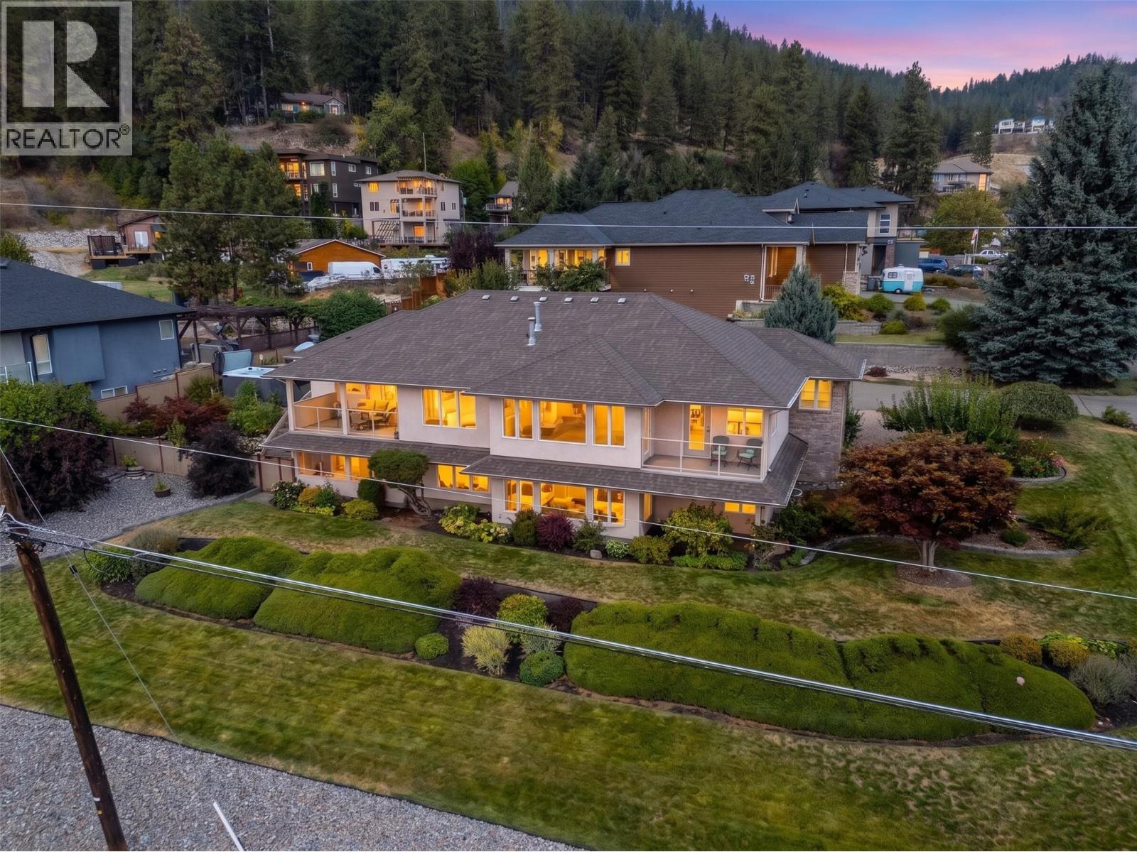 5990 Victoria Street, Peachland, British Columbia  V0H 1X4 - Photo 56 - 10398692