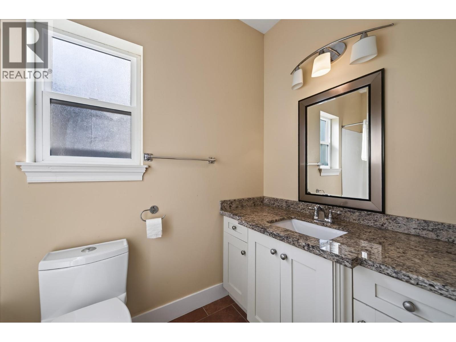 885 Georgeann Road, Kamloops, British Columbia  V2B 6H9 - Photo 14 - 10398872