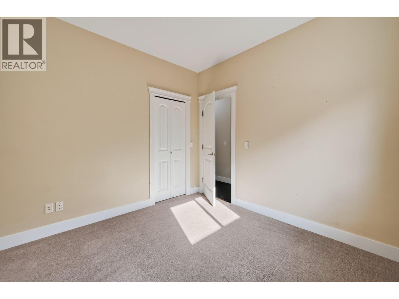 885 Georgeann Road, Kamloops, British Columbia  V2B 6H9 - Photo 16 - 10398872