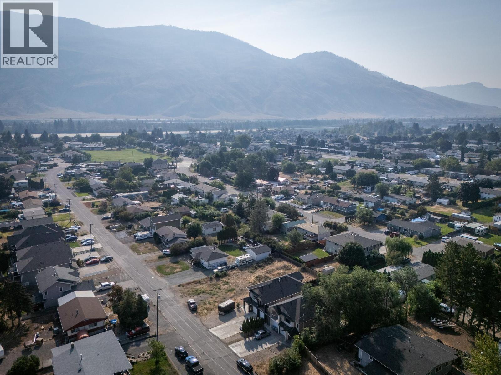 885 Georgeann Road, Kamloops, British Columbia  V2B 6H9 - Photo 30 - 10398872