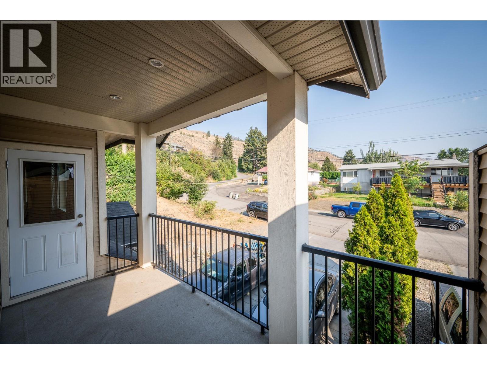 885 Georgeann Road, Kamloops, British Columbia  V2B 6H9 - Photo 5 - 10398872