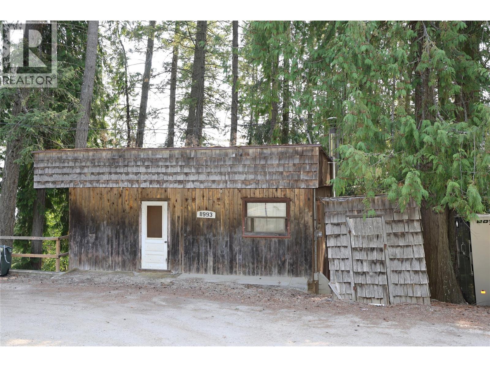 11993 Highway 3a, Destiny Bay, British Columbia  V0B 1A3 - Photo 1 - 10398420