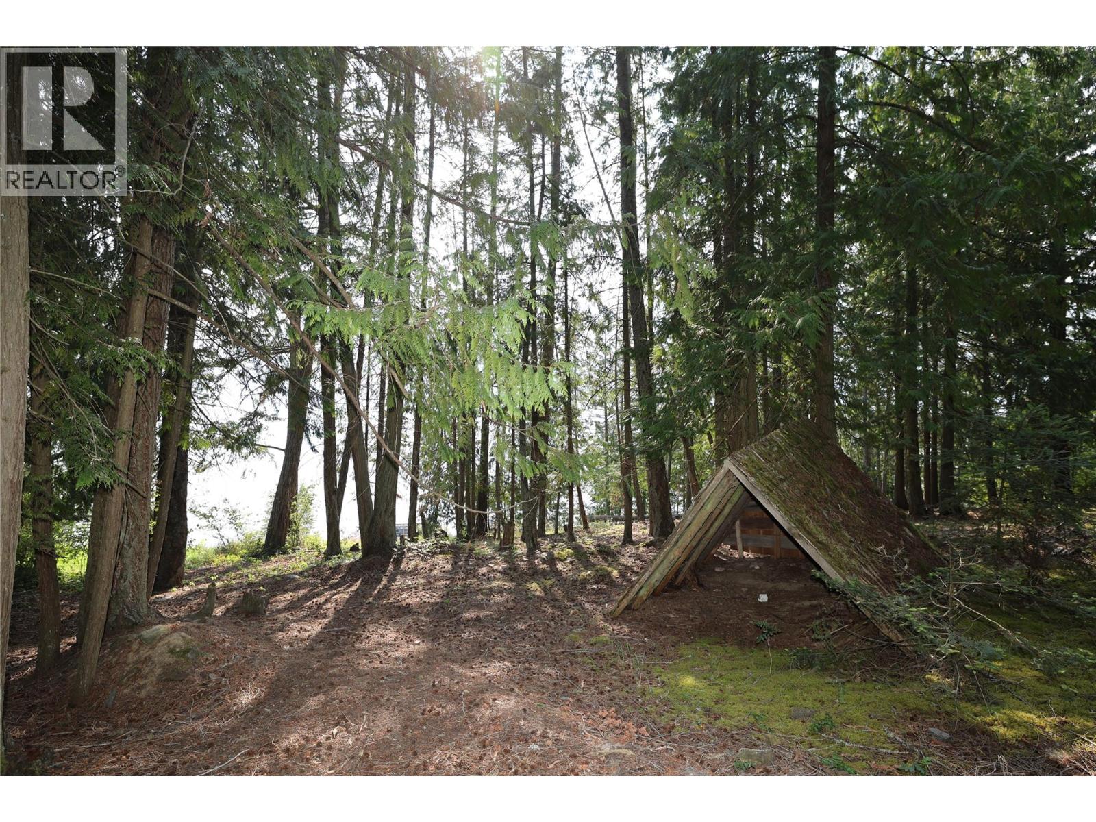 11993 Highway 3a, Destiny Bay, British Columbia  V0B 1A3 - Photo 14 - 10398420