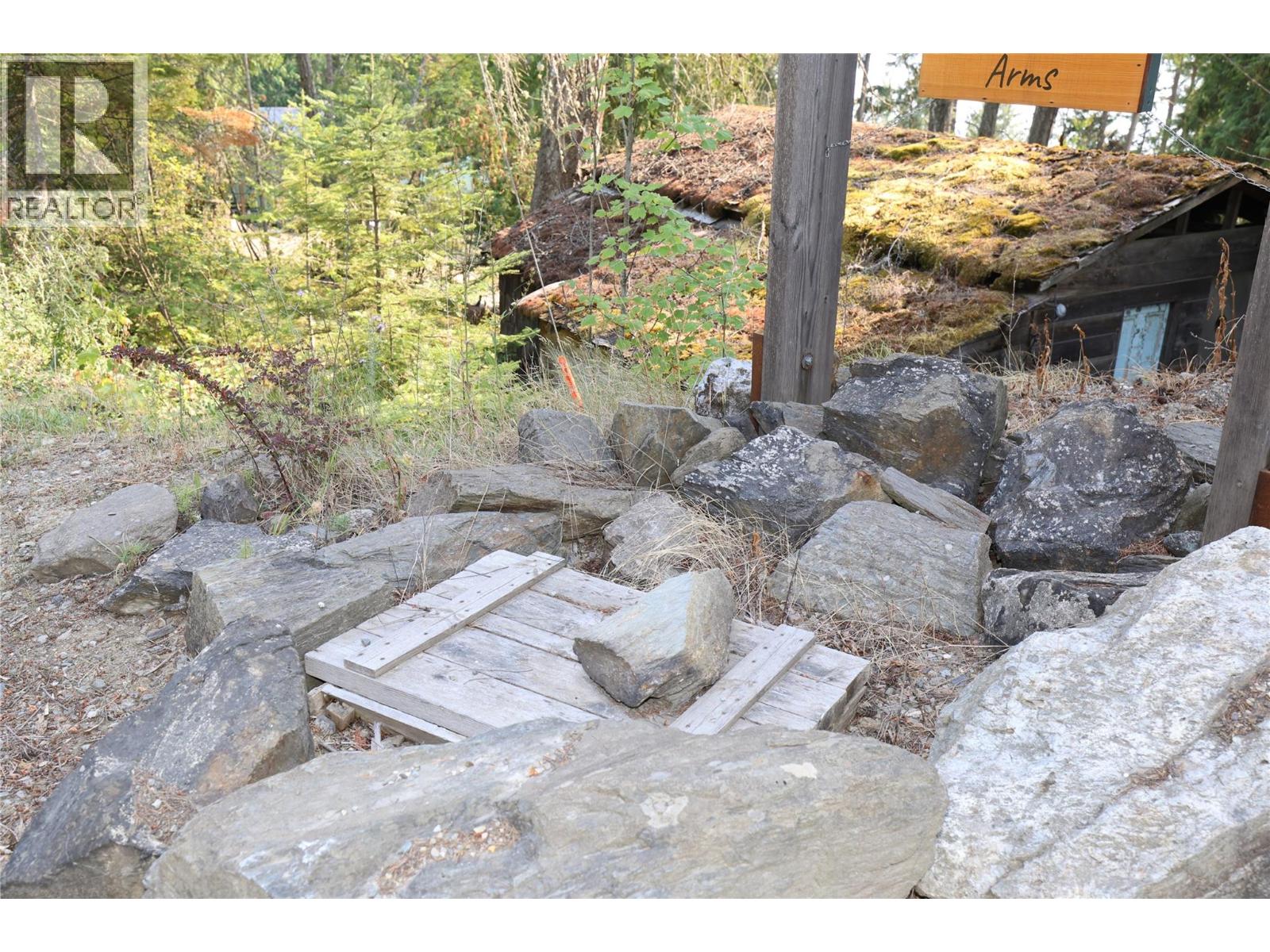 11993 Highway 3a, Destiny Bay, British Columbia  V0B 1A3 - Photo 18 - 10398420