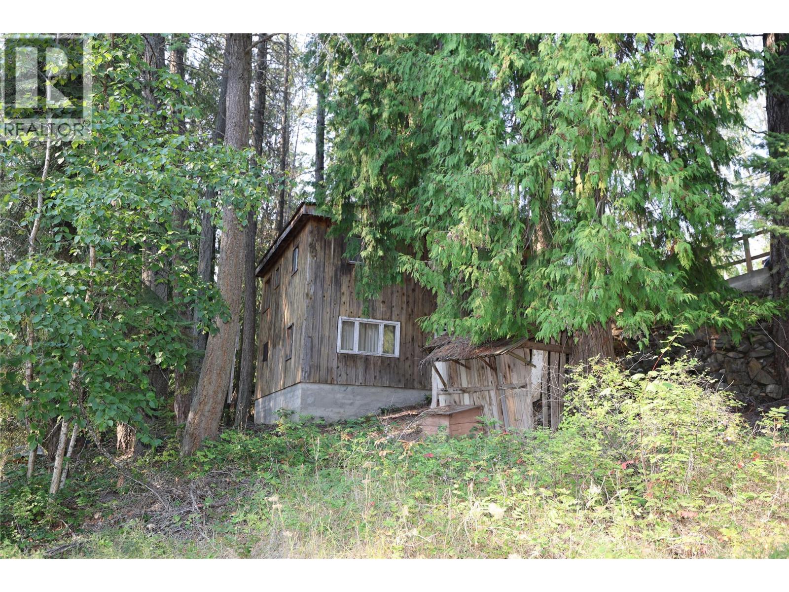 11993 Highway 3a, Destiny Bay, British Columbia  V0B 1A3 - Photo 20 - 10398420