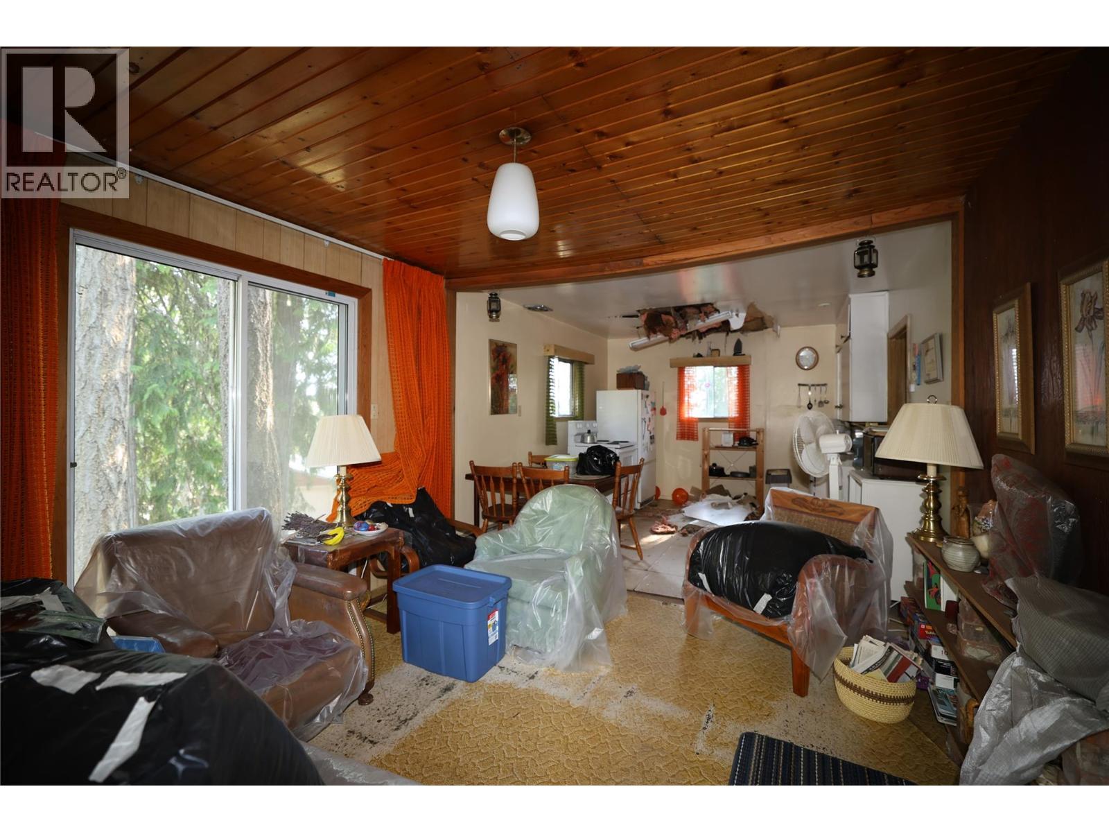 11993 Highway 3a, Destiny Bay, British Columbia  V0B 1A3 - Photo 21 - 10398420