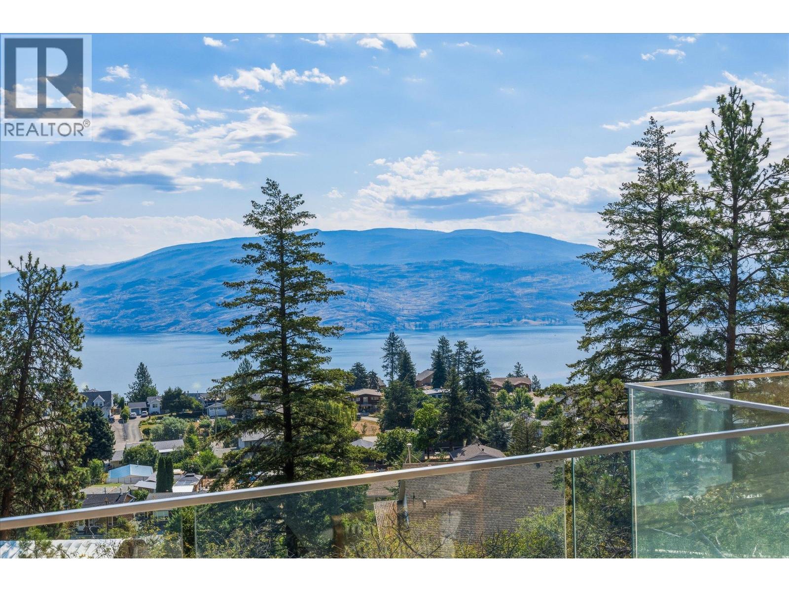 6181 Brigade Court, Peachland, British Columbia  V0H 1X7 - Photo 16 - 10398909