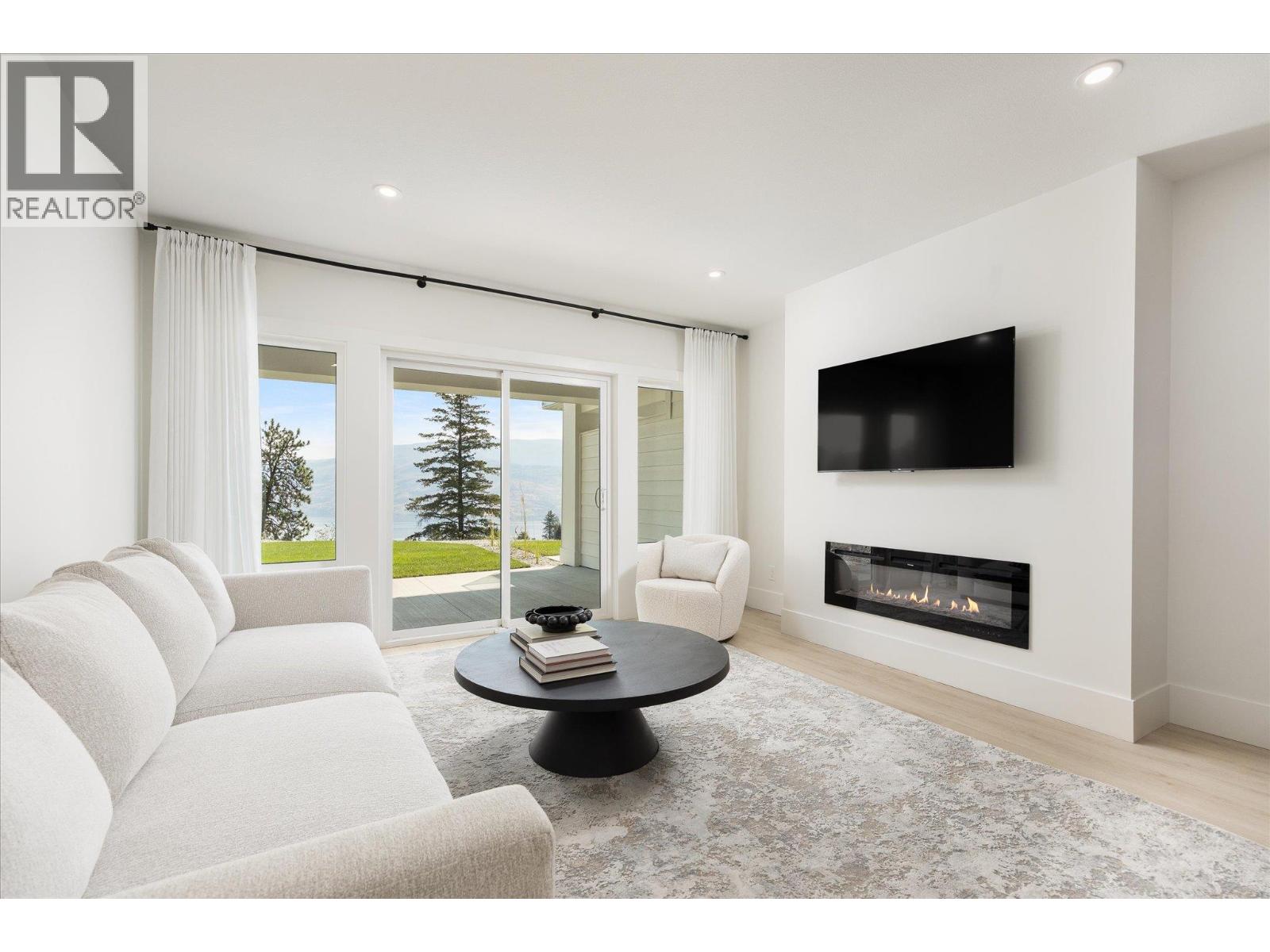 6181 Brigade Court, Peachland, British Columbia  V0H 1X7 - Photo 38 - 10398909