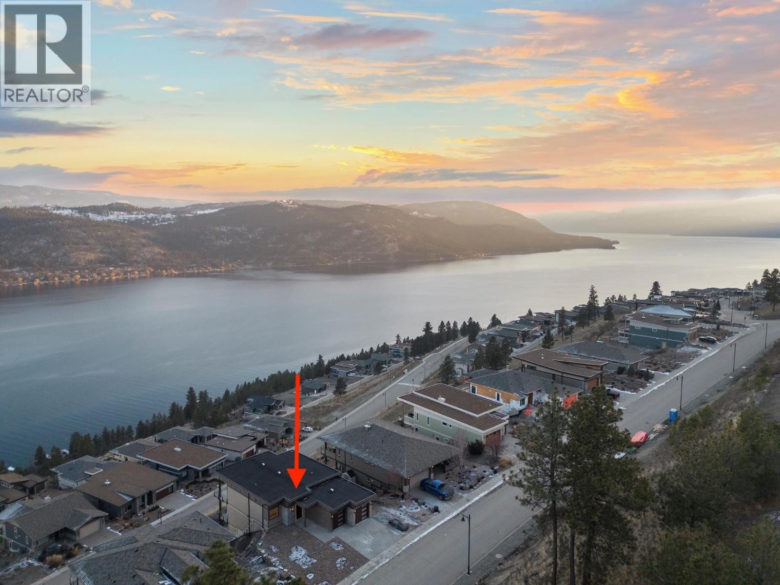 8948 Tavistock Road, Vernon, British Columbia  V1H 2L4 - Photo 2 - 10398898