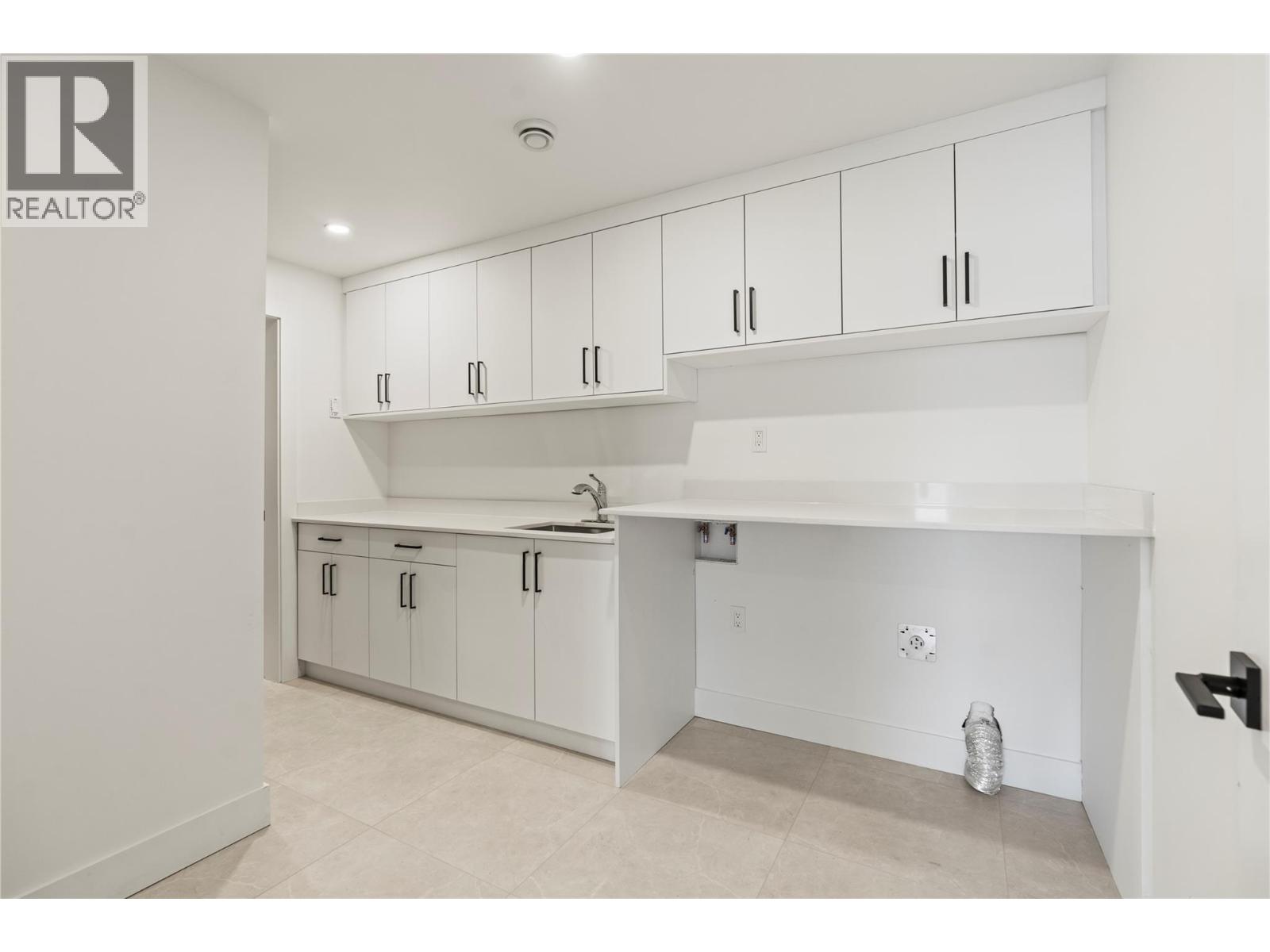 8948 Tavistock Road, Vernon, British Columbia  V1H 2L4 - Photo 34 - 10398898