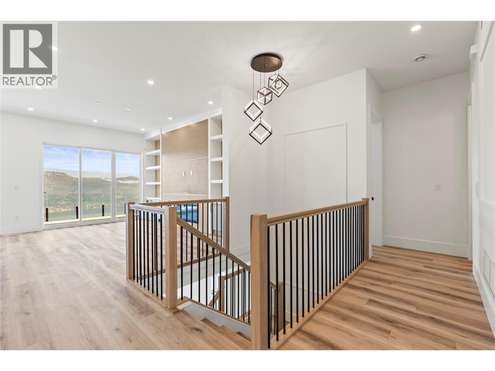 8948 Tavistock Road, Vernon, British Columbia  V1H 2L4 - Photo 9 - 10398898