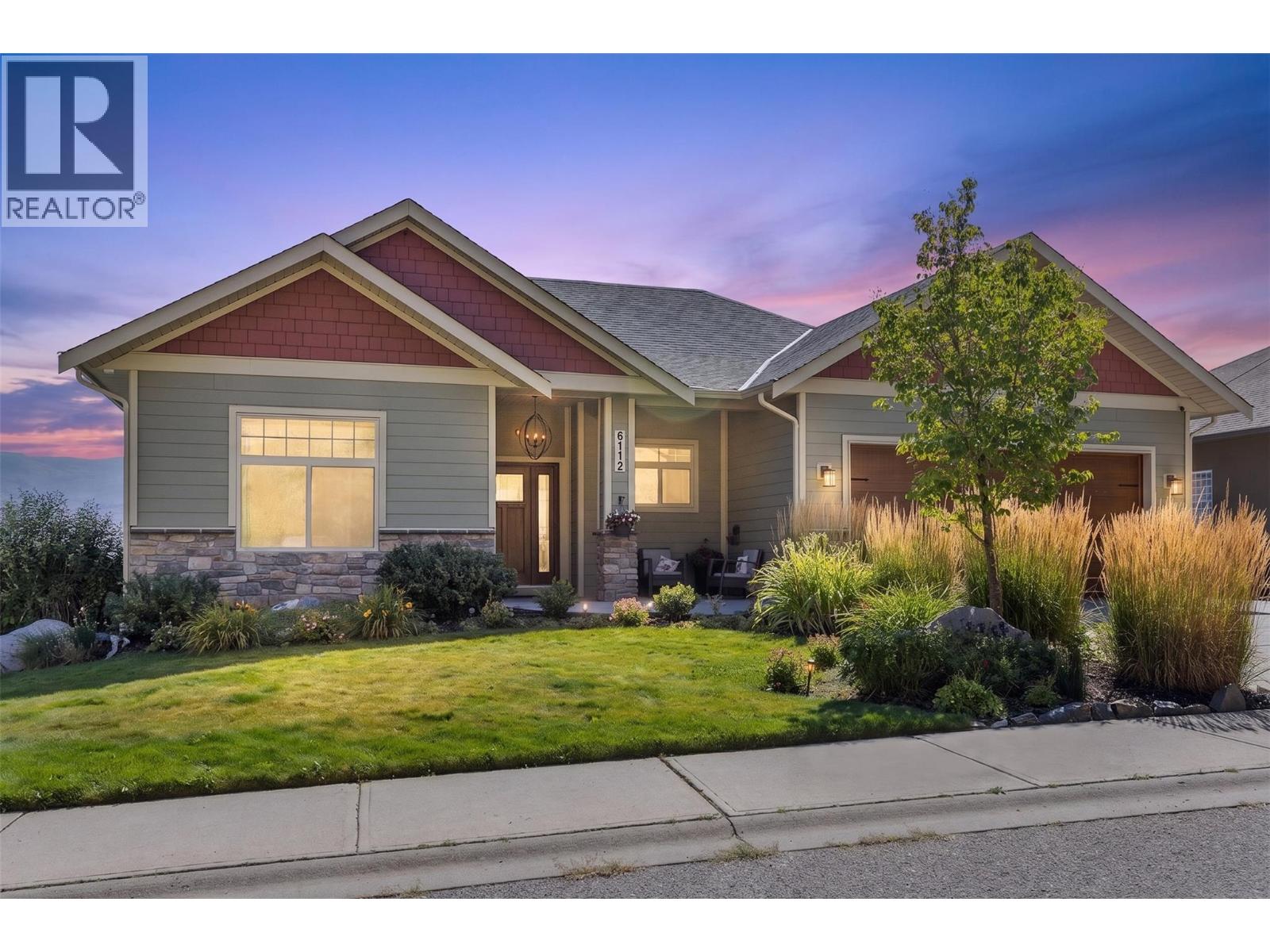 6112 Seymoure Avenue, Peachland, British Columbia  V0H 1X4 - Photo 1 - 10398777
