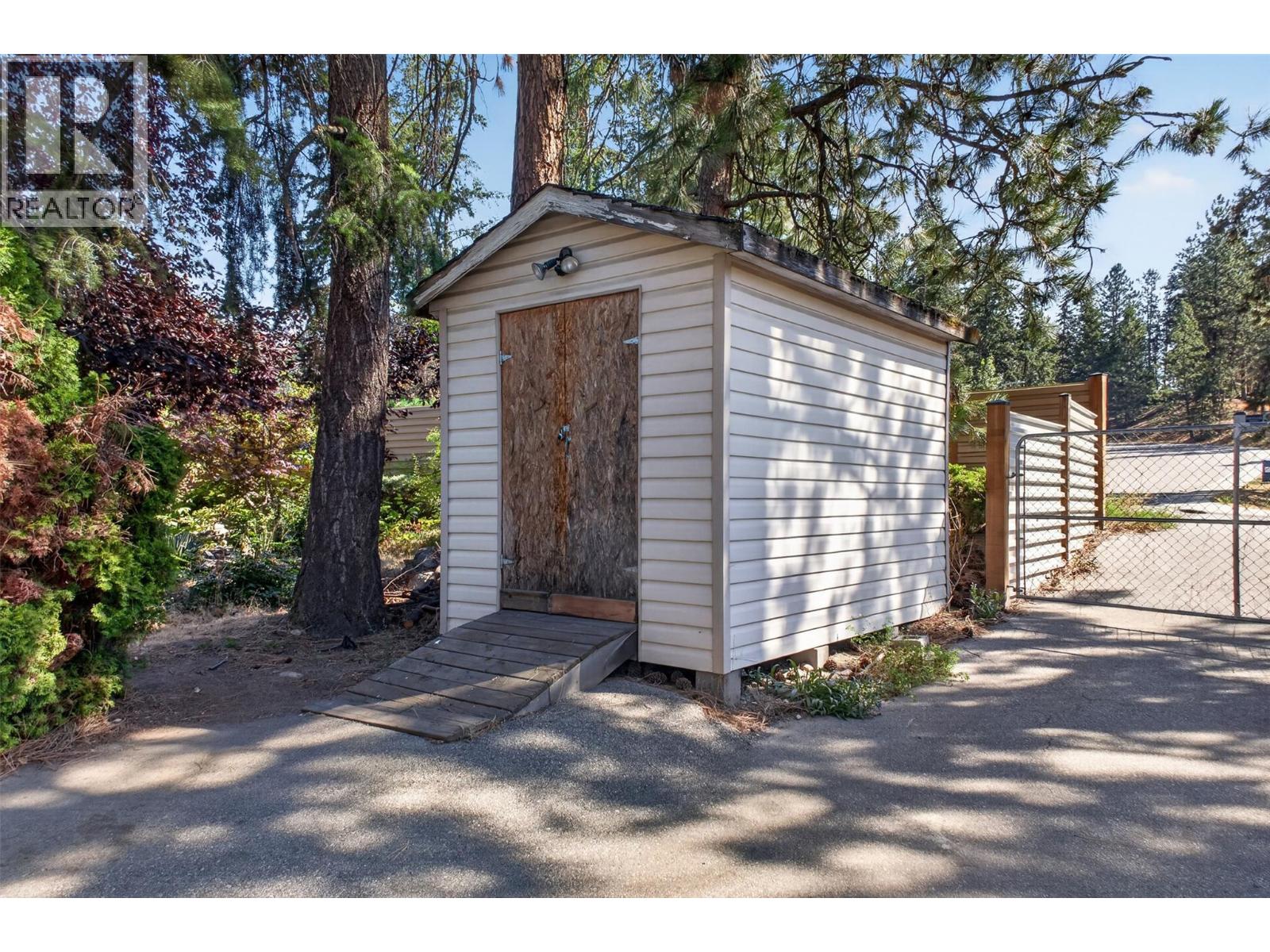 3983 Lakevale Place, Kelowna, British Columbia  V1W 3Z5 - Photo 70 - 10398486