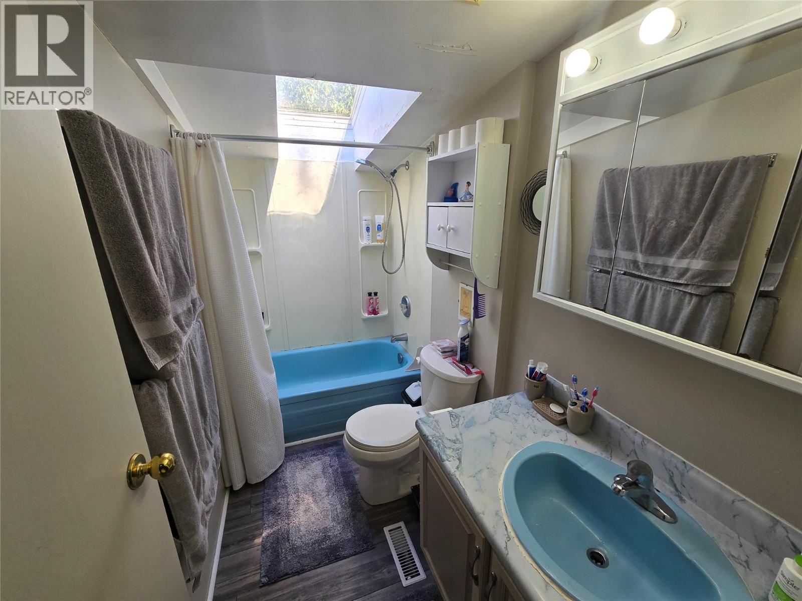 1037 Raft River Road, Clearwater, British Columbia  V0E 1N1 - Photo 22 - 10398907