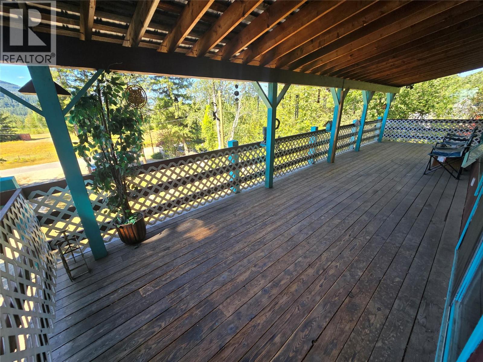 1037 Raft River Road, Clearwater, British Columbia  V0E 1N1 - Photo 29 - 10398907