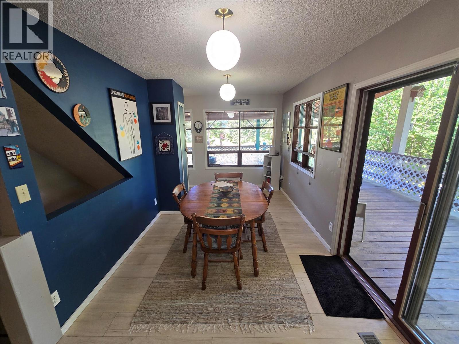 1037 Raft River Road, Clearwater, British Columbia  V0E 1N1 - Photo 5 - 10398907