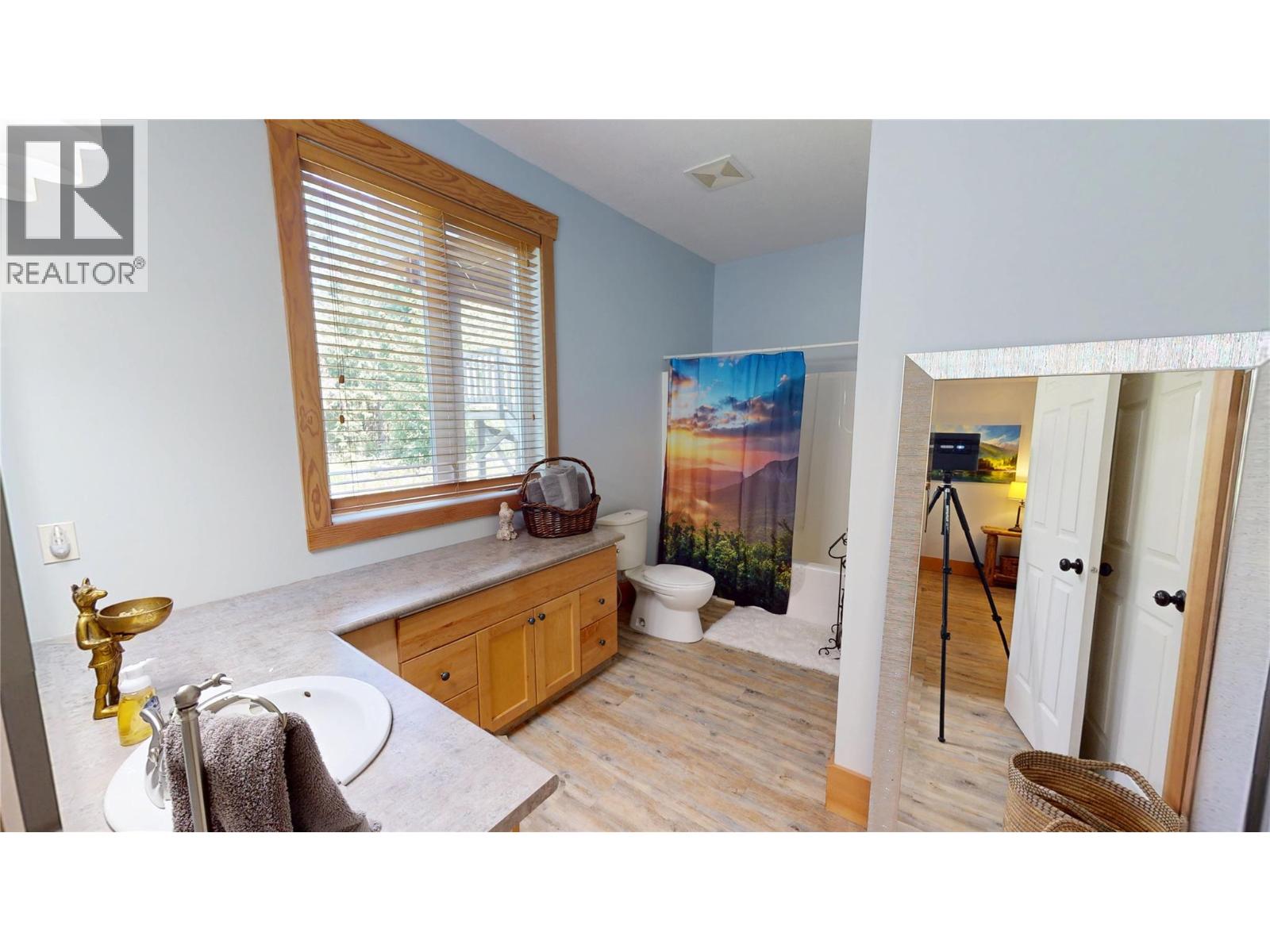 3934 Cokato Road, Fernie, British Columbia  V0B 1M4 - Photo 13 - 10397462