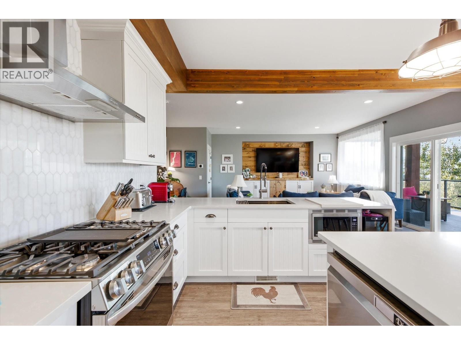 1160 Goldfinch Place, Kelowna, British Columbia  V1W 5M1 - Photo 21 - 10398822