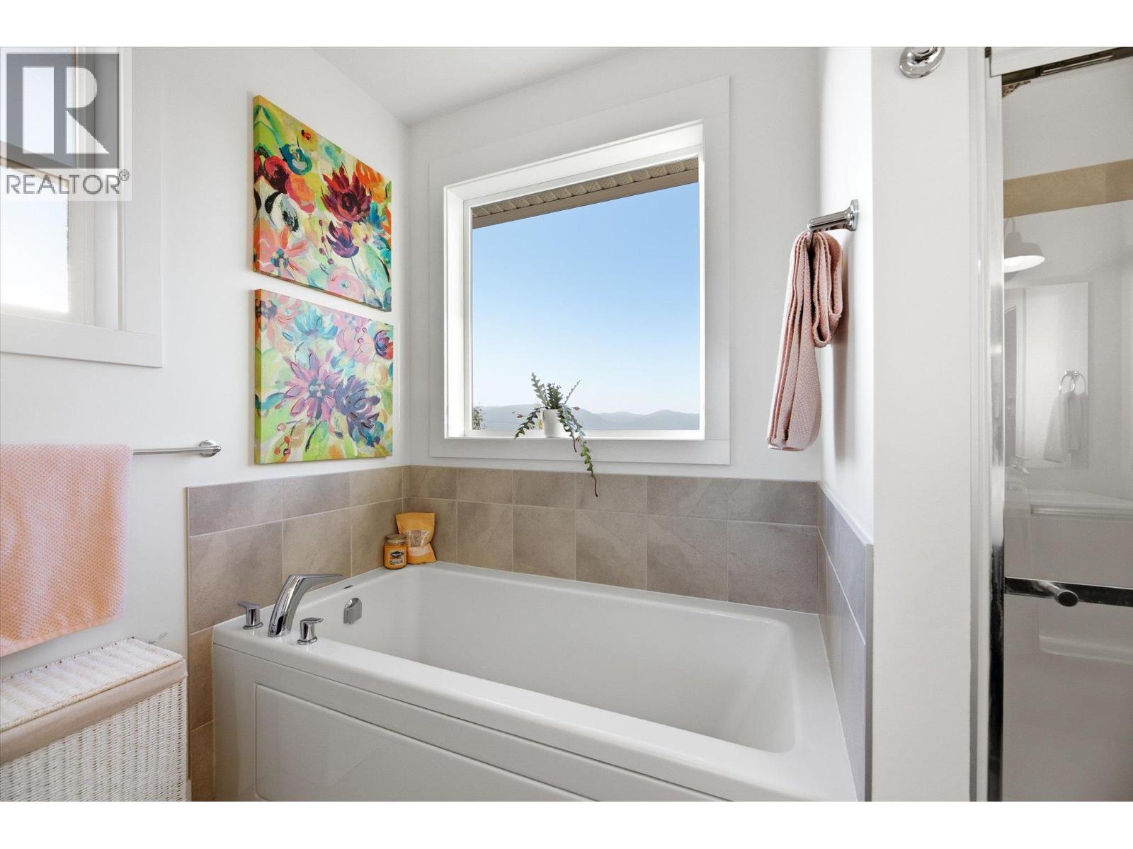 1160 Goldfinch Place, Kelowna, British Columbia  V1W 5M1 - Photo 34 - 10398822